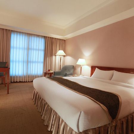 Grand Boss Hotel Yilan Exterior foto